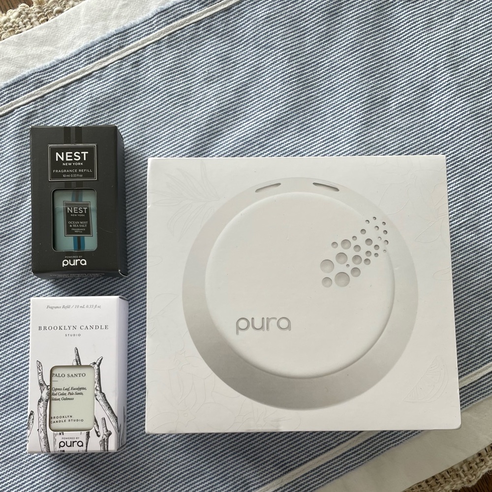Unopened Pura and two scents.